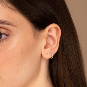 Mejuri Single Diamonds Line Mini Hoop